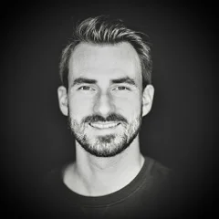 Porträt Henrik Venus, Gründer und Ärztlicher Leiter von DoktorAkut München